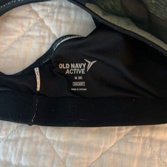 Girls Old Navy Active camo print razorback sports bra in size M (8) - Picture 3 of 3